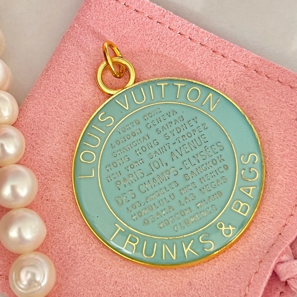 LV Tiffany Blue Trunks and Bag Charm - Picture 4 of 5